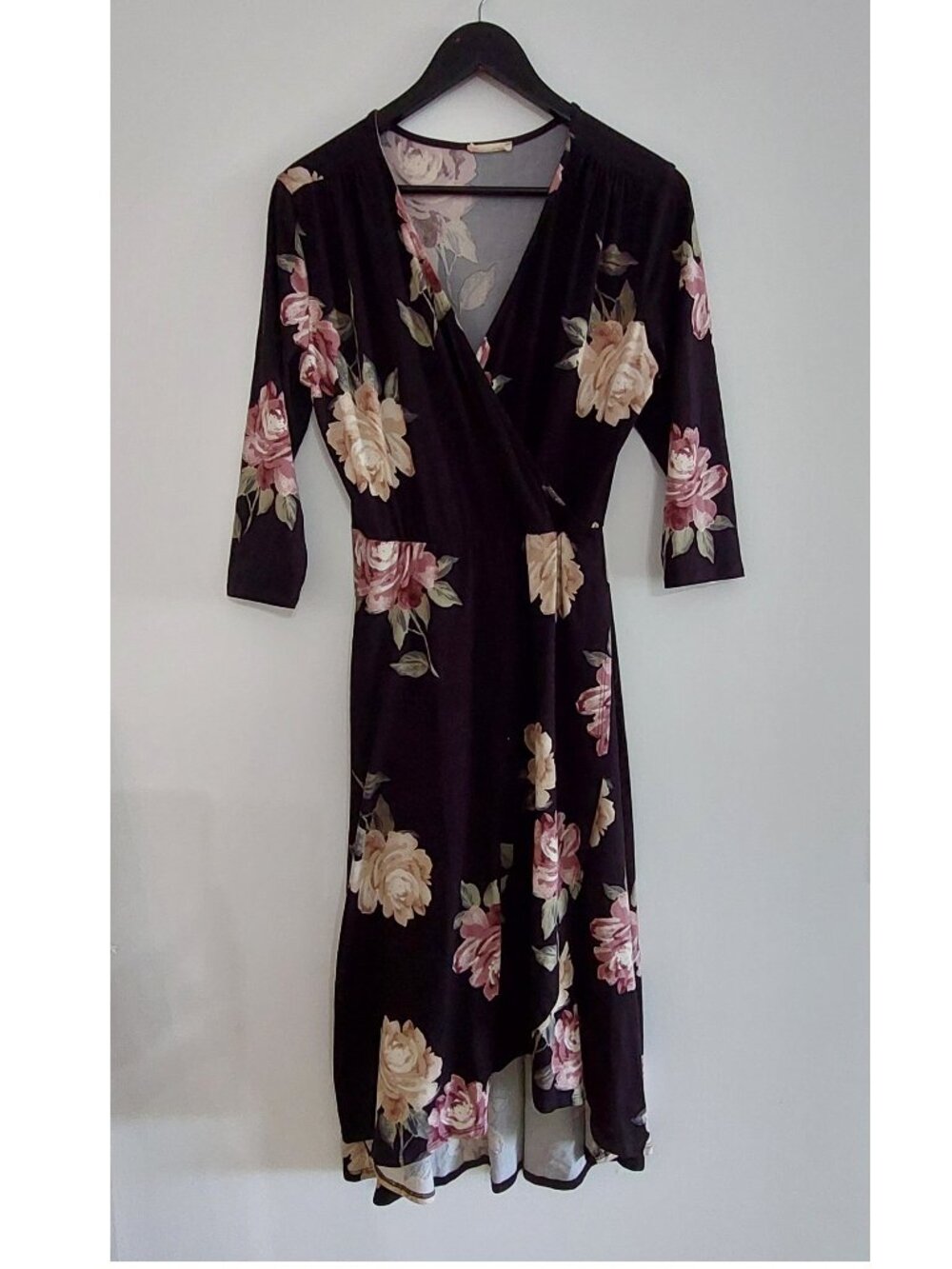 Les Amis Wrap Midi Dress Sz L Jersey Stretch Black Rose Hi Lo Hem 3/4 Sleeve